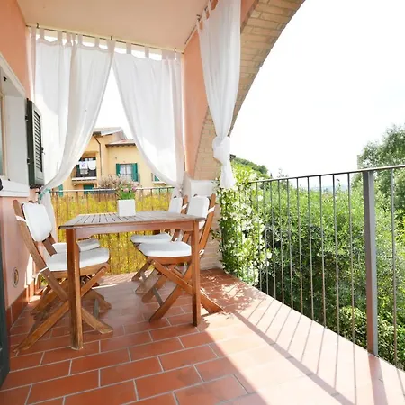 Arco Bianco Apartment Salionze